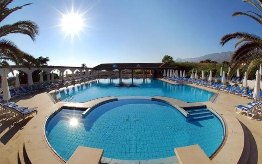 Denizkizi Hotel, Kyrenia