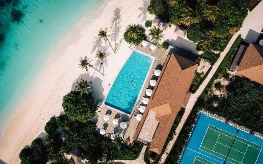 Reethi Faru Resort, Maledivy