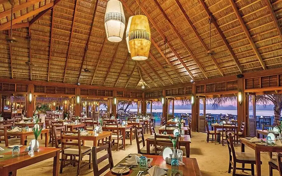 Hotel Meeru Island Resort, Maledivy
