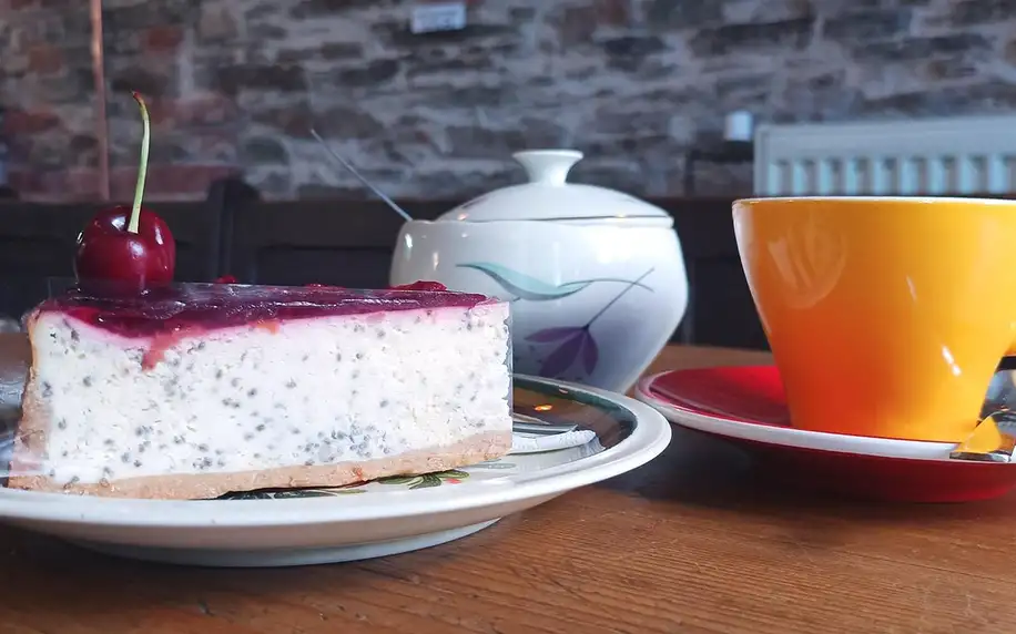 Káva dle výběru a cheesecake pro 1-2 os. v Jáchymově