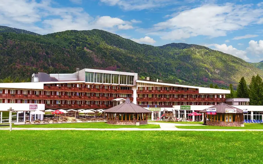 Slovinsko: 4* hotel se snídaní, wellness i kasino