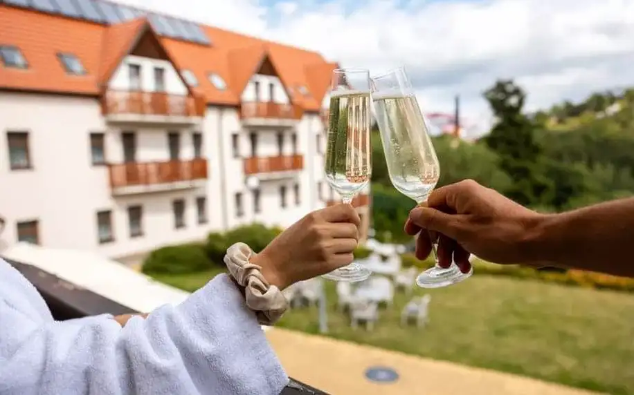 Wellness Hotel Hasištejn: Zážitkový Wellness & Relax pobyt v Krušných horách