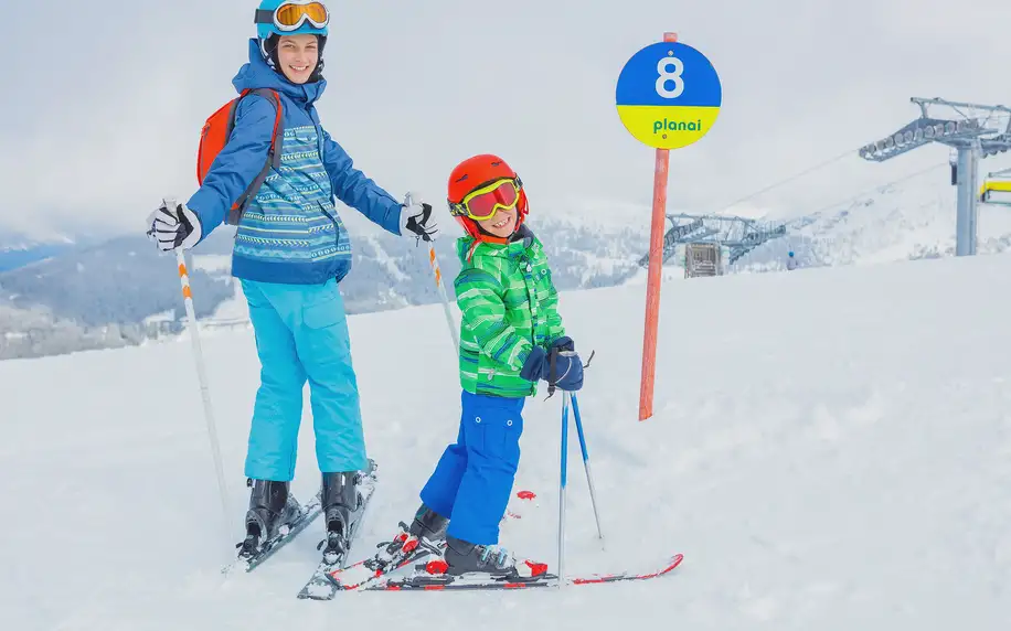 Jednodenní lyžování v Rakousku: Planai, Hochwurzen i Haus