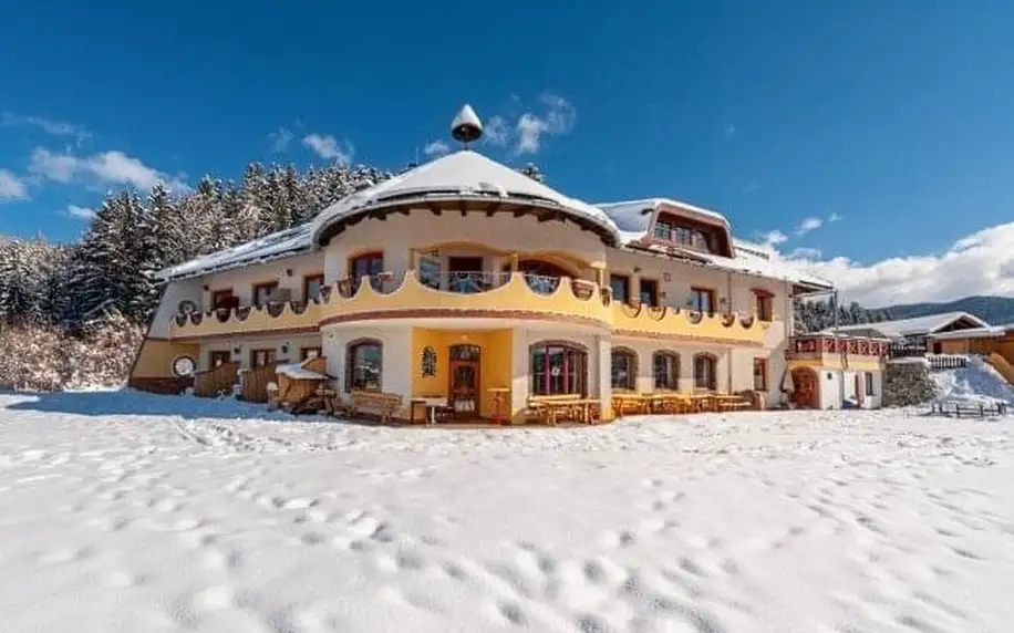 Korutany v ekologickém Hotelu Biolandhaus Arche *** s polopenzí, neomezeným wellness a Wörthersee Card