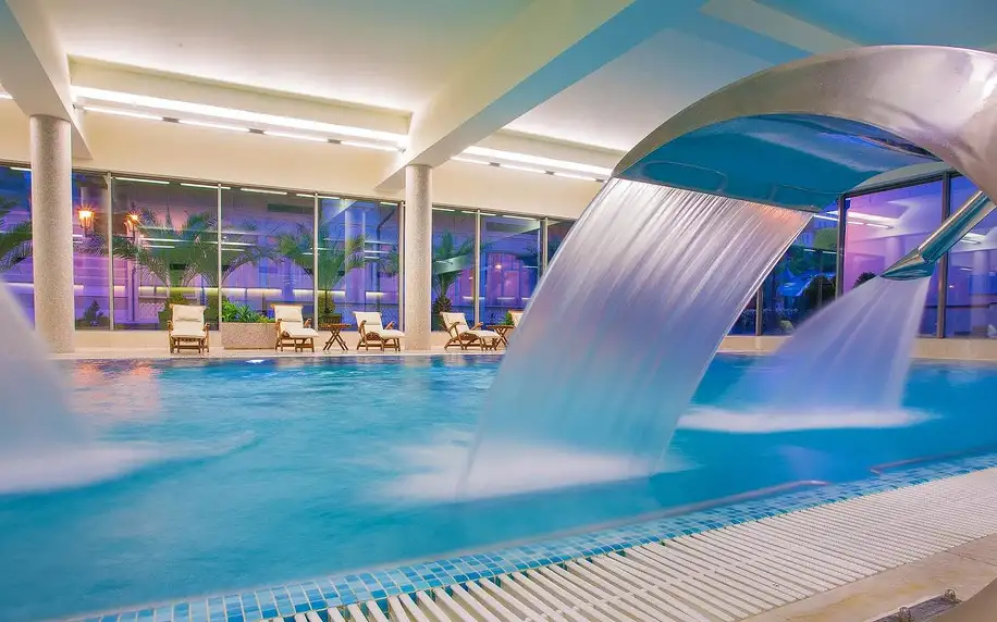 Wellness pobyt v 5* hotelu Savoy Westend ve Varech