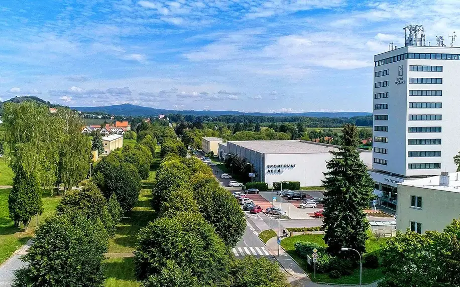 Pohádkový Jičín: snídaně, wellness i aquapark