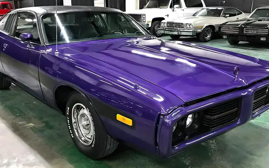 Klenot historie Dodge Charger 1973: 15–60 min.