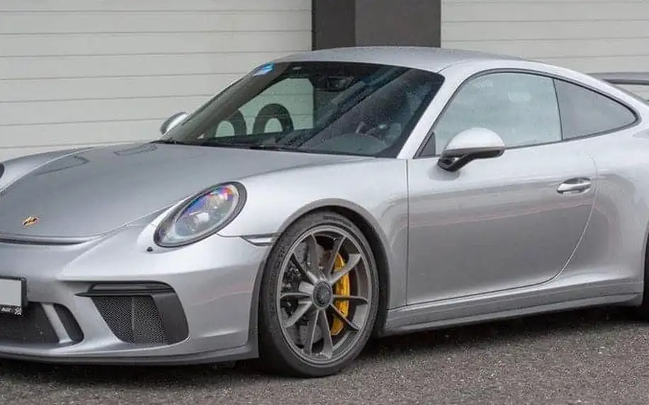 Jízda v Porsche 911 GT3 na okruhu Autodromu Sosnová